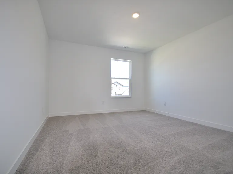 8578 Georgina St — Photo 8