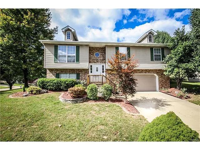 57 Morningside Dr photo 1