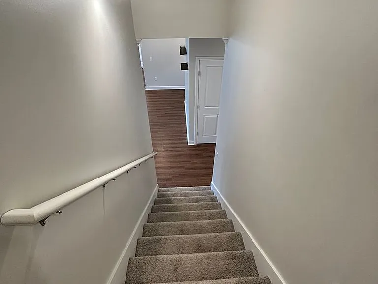 410 Thornbird Loop — Photo 26