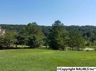 2034 Stratford Ct SE, Decatur, AL 35601