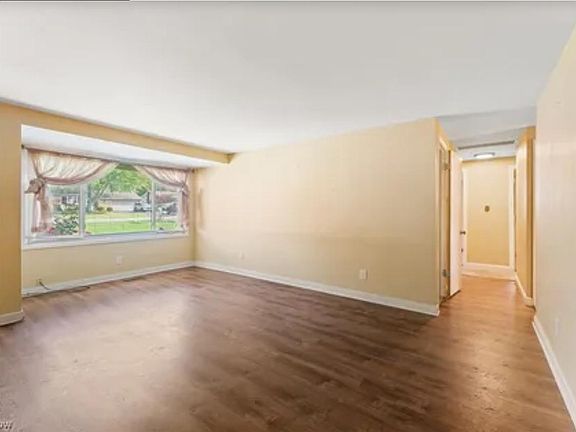 2nd image of 5237 Kuszmaul Ave