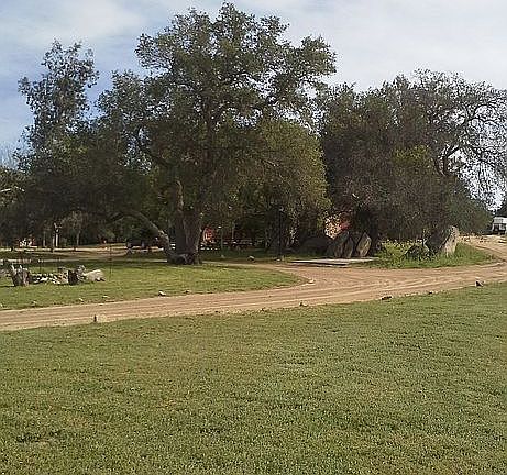5th image of 42555 Parker Ln
