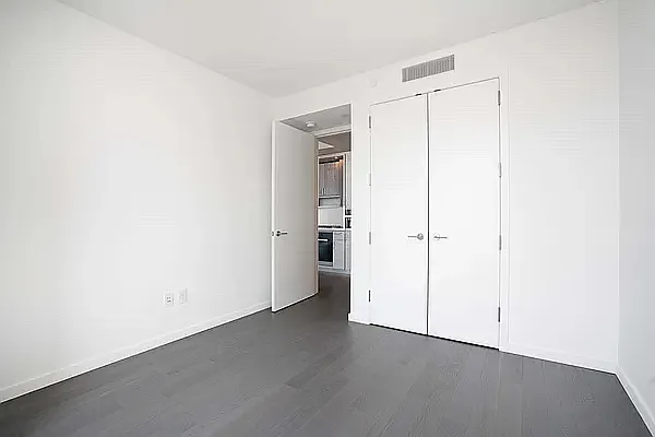 Rented by Douglas Elliman | media 7