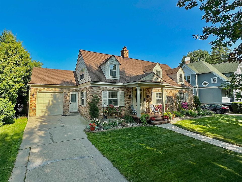 1722 7th St, Menominee, MI 49858 MLS 50280589 Zillow