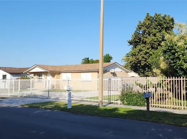 18621 SW 122nd Ct, Miami, FL 33177