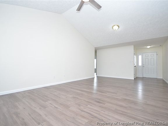 5th image of 6329 Foxglenn Dr