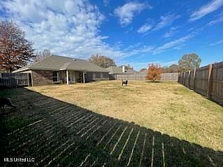 5th image of 112 Southwood Dr