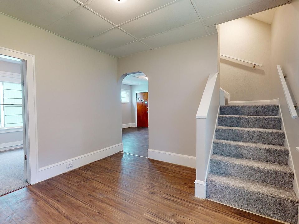 1st image of 7100 Hague Ave