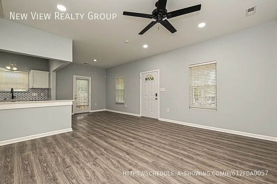 3 bed, 1223 sqft, $1,700 — Photo 4