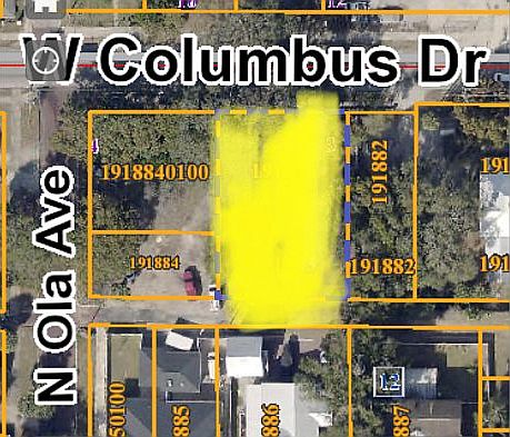 1st image of 210 W Columbus Dr