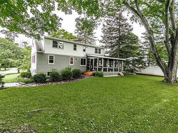 5th image of 311 Churchill Ln