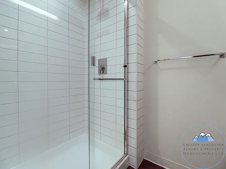 138 Hastings St E #202 — Photo 11