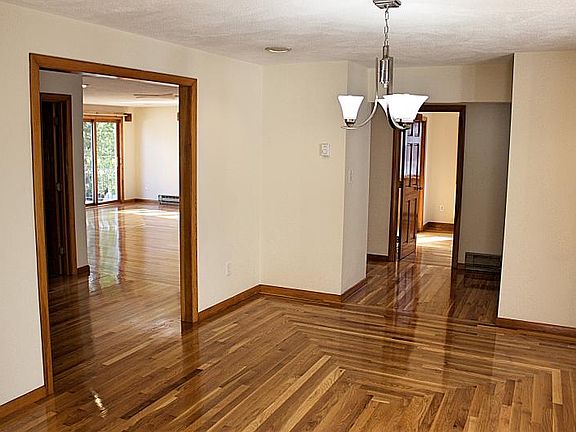 2nd image of 36 Brunswick Street # Top Fl