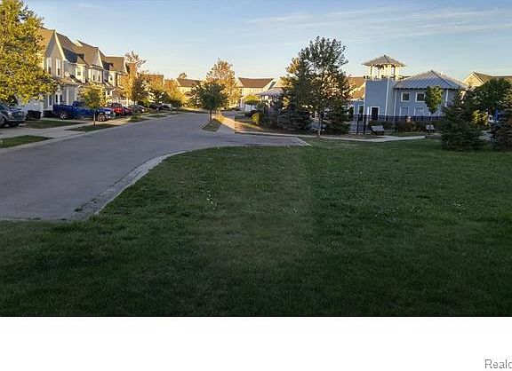 4th image of 50456 Theodore Ln