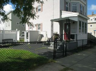 495 Snell St, Fall River, MA 02721