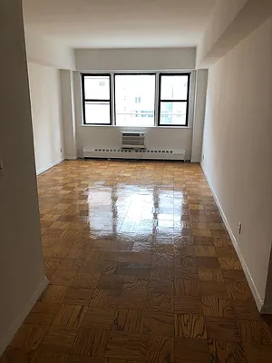 Rented by Punia & Marx Inc. | media 15