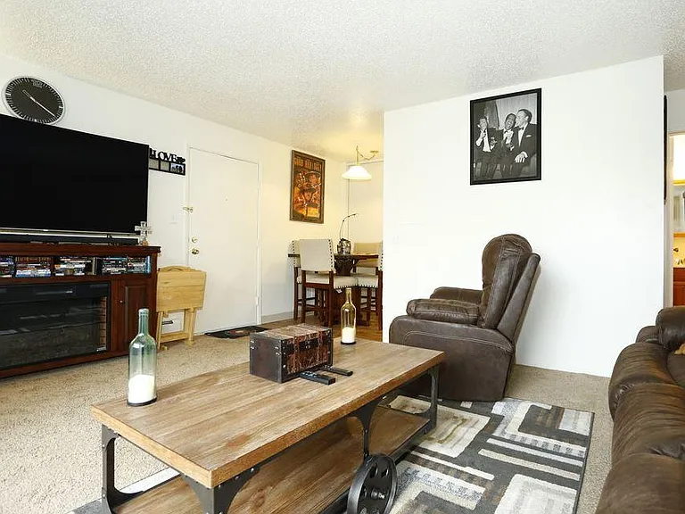 Flatirons Park Apartments — Photo 5
