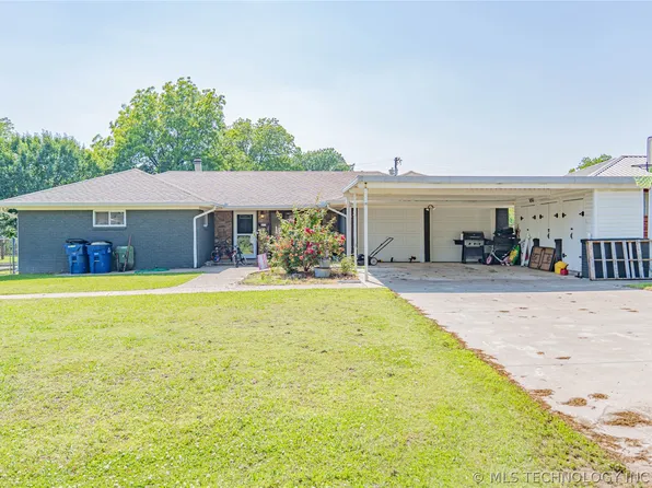 407 S Pettit Ave, Hominy, OK 74035