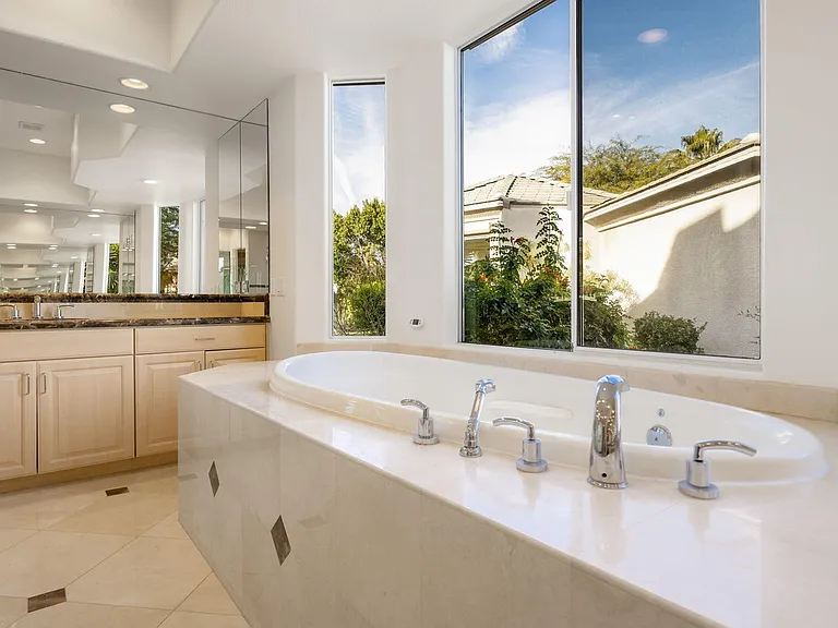 5 Chopin Ct — Photo 19