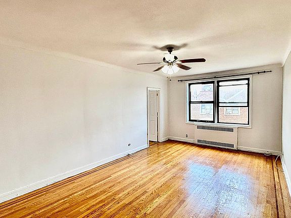 5th image of 6940 Yellowstone Blvd APT 617