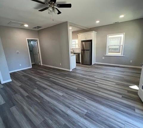 3rd image of 110 N Lee St