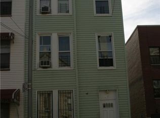 416 E 143rd St, Bronx, NY 10454