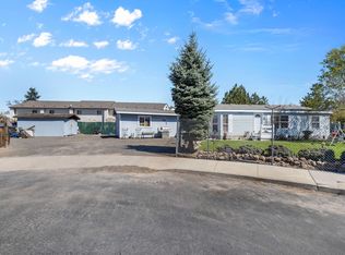 310 NW Hemlock Ct, Redmond, OR 97756