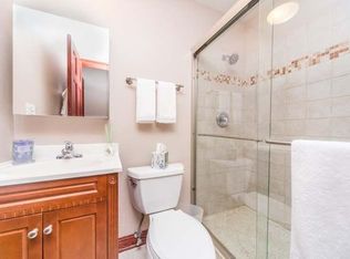 6505 N Nashville Ave APT 206, Chicago, IL 60631