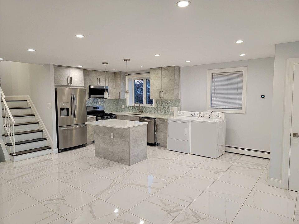 1st image of 1279 E 69th St #2