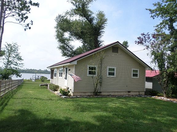 3rd image of 7765 Paradise Dr