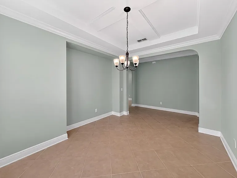 2062 Redbay Ave — Photo 17