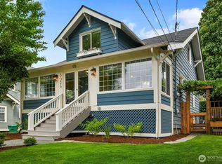 3026 NW 71st St, Seattle, WA 98117