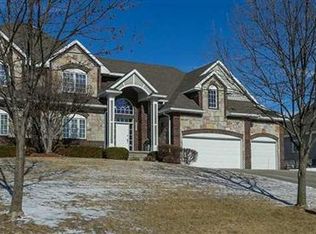 1117 Glen Oaks Dr, West Des Moines, IA 50266
