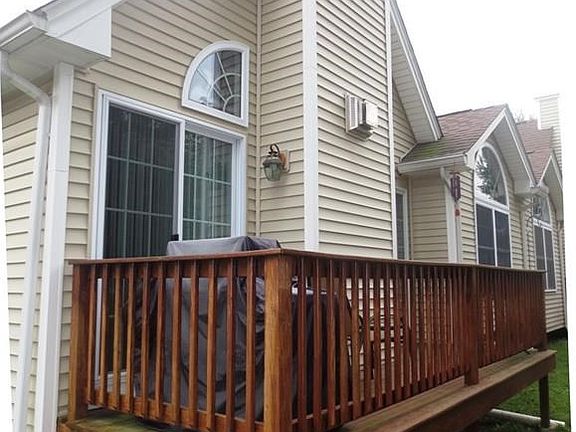 3rd image of 1421 Douglas Ave Unit B