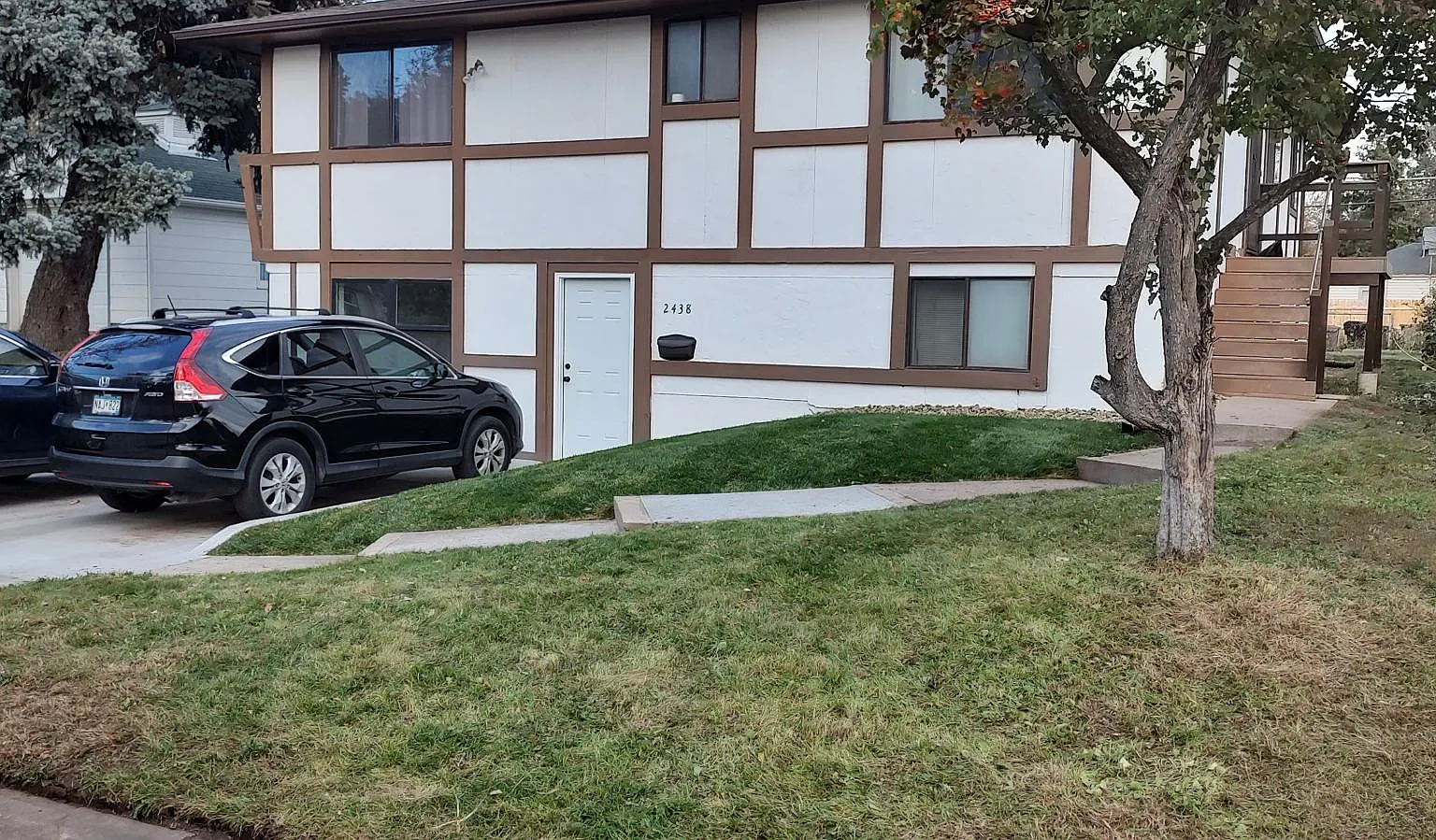 6 bed, 2800 sqft, $4,000 — Photo 1