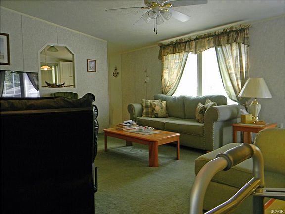 3rd image of 26937 Blue Jay Ln