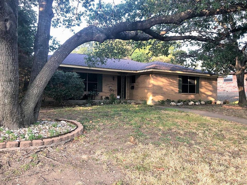 1st image of 627 Flamingo Way