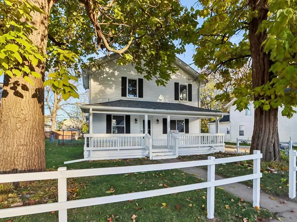 323 Center Avenue, Janesville, WI 53548