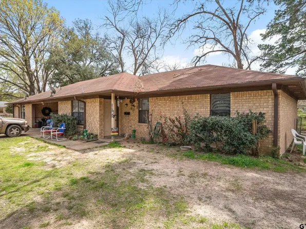 304 & 306 Ivey St, Mineola, TX 75773