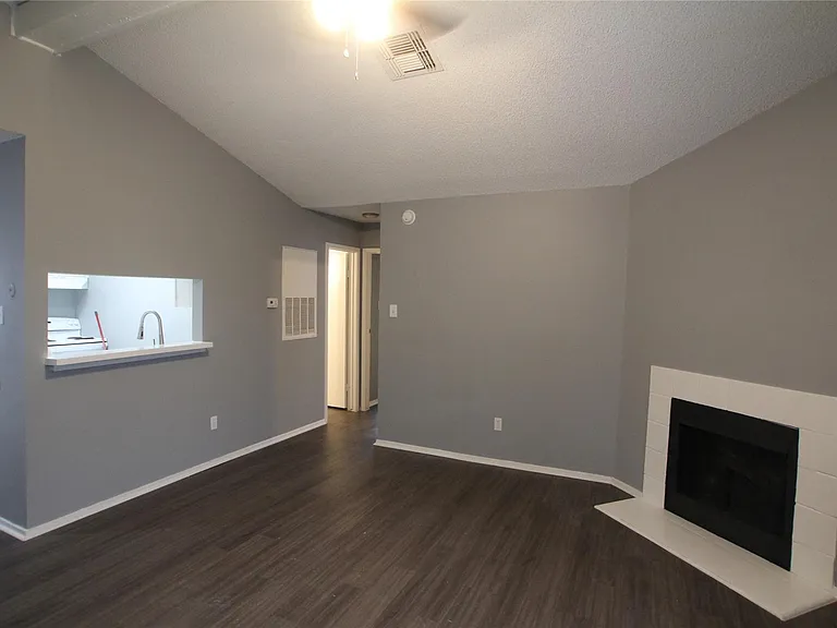 5423 Farley Dr #A — Photo 2