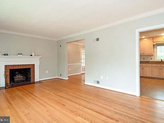5th image of 4520 41st St N
