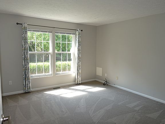 4th image of 12471 Farley Dr