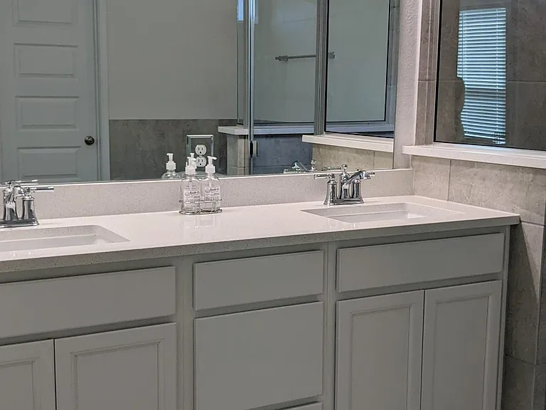 16529 Glimmering Rd — Photo 12