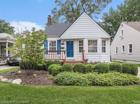 774 Columbia Rd, Berkley, MI 48072