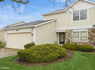 948 Fieldstone Ct, Schaumburg, IL 60194