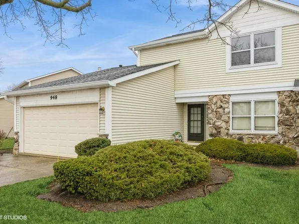 948 Fieldstone Ct, Schaumburg, IL 60194