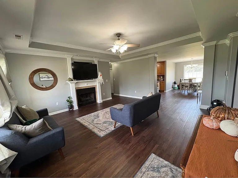 127 Tine Ln — Photo 2