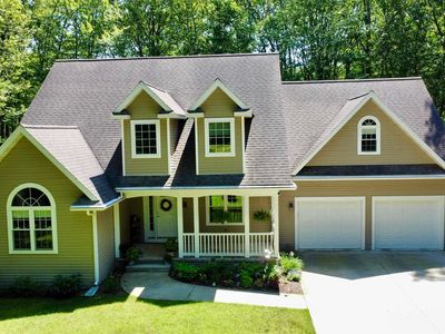 119 Mallard Ln, Gladstone, MI, 49837