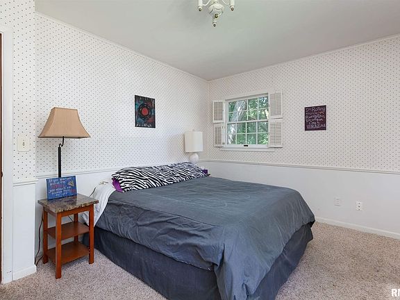 2nd image of 476 26th Avenue Ct