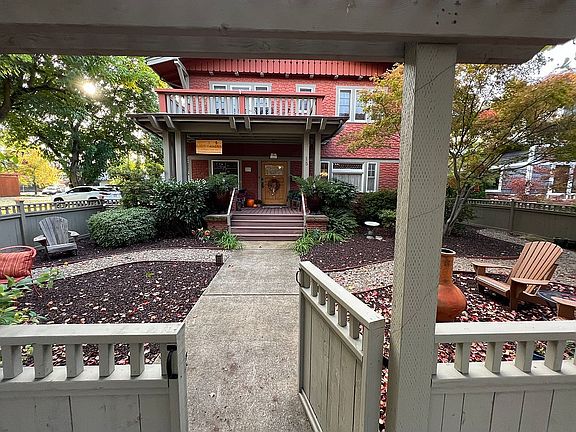 Entry Fence